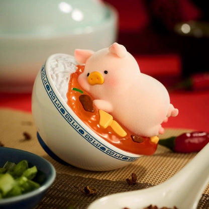 LuLu the Piggy Lu's Table Small Restaurant Blind Box