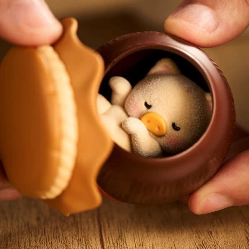 LuLu the Piggy Lu's Table Small Restaurant Blind Box