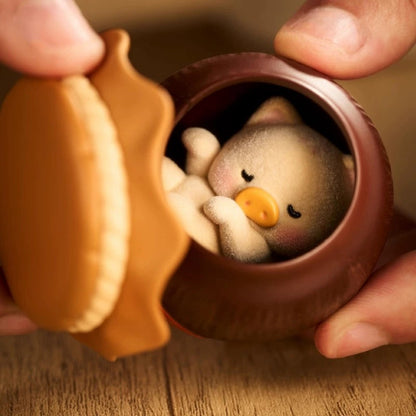 LuLu the Piggy Lu's Table Small Restaurant Blind Box